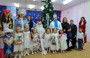 25 декабря 2024 года в группе "Сказочная страна" (корпус 1) прошел новогодний утренник "Подарки от Деда Мороза". 25 декабря 2024 года в группе "Сказочная страна" (корпус 1) прошел новогодний утренник "Подарки от Деда Мороза".